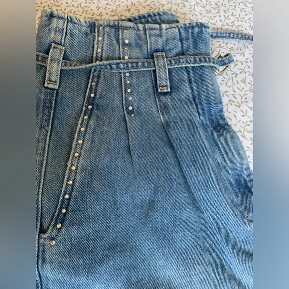 NOCTURNEWomen's High-Waisted MomJeans 👖‼️‼️