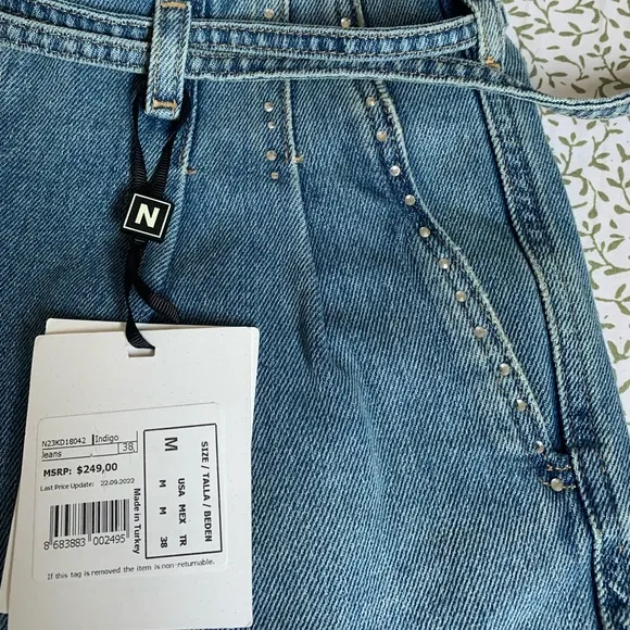 NOCTURNEWomen's High-Waisted MomJeans 👖‼️‼️