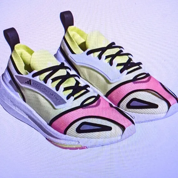 NWB ADIDAS BY STELLA McCARTNEY ULTRA BOOST LIGHT WOMEN SHOES