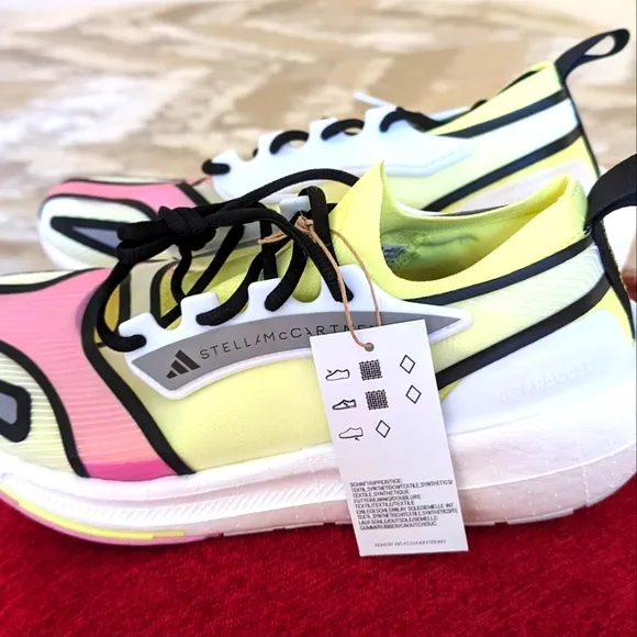 NWB ADIDAS BY STELLA McCARTNEY ULTRA BOOST LIGHT WOMEN SHOES