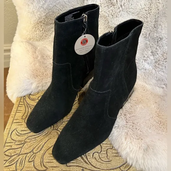 NWOB $149 Blondo Salome Waterproof Bootie