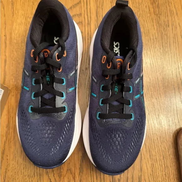 NWOT ASICS Kids Gel-Kayano Boys 1.5 - Size OOS online!