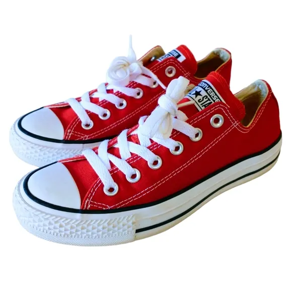 NWOT Converse All Star Women's Shoes.