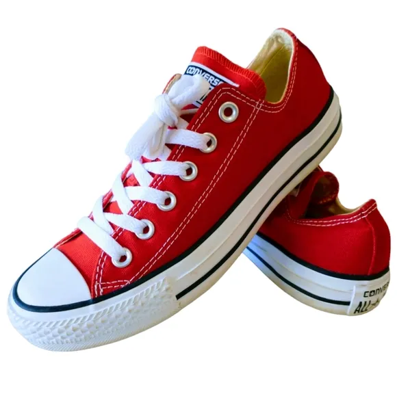 NWOT Converse All Star Women's Shoes.