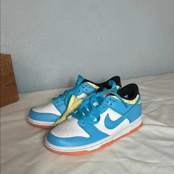 NWOT Nike Dunk Low SE Kyrie Irving Blue and White Sneakers