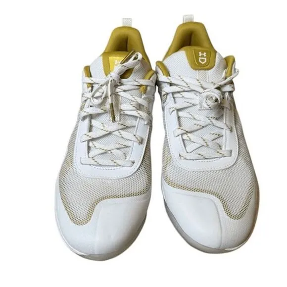 NWOT Under Armour Womens Glyde MT Softball Cleats White Metallic Gold Size 9