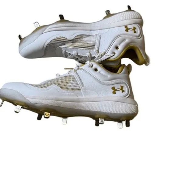 NWOT Under Armour Womens Glyde MT Softball Cleats White Metallic Gold Size 9