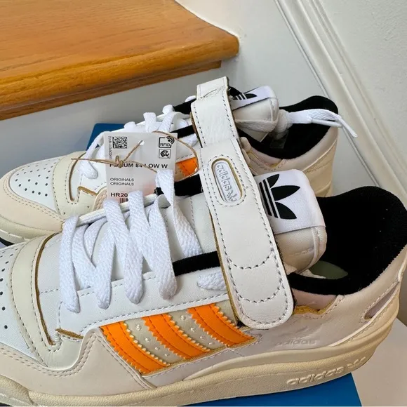 NWT Adidas Forum Low 84 Women’s Sneakers Off White Orange Rush Purple Tint Shoes