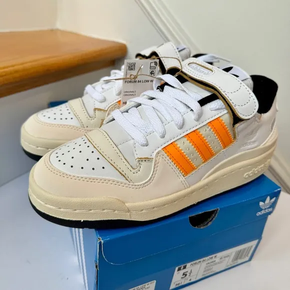 NWT Adidas Forum Low 84 Women’s Sneakers Off White Orange Rush Purple Tint Shoes