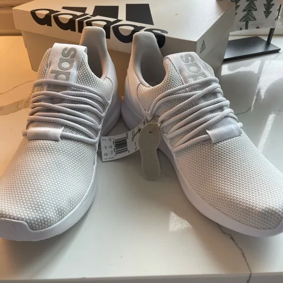 NWT Adidas white lite racer cloudfoam men’s tennis shoes 11