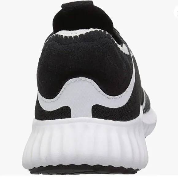 NWT Adidas Womems Run Lux Clima NIB Running Shoes Sneakers Black White Size 6.5