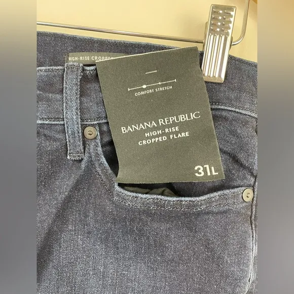 NWT Banana Republic High Rise Cropped Flare Jeans Size 31L