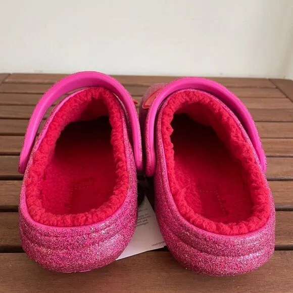 NWT Crocs Classic Lined Valentine’s Day 2023 Clog Women Size 8 (208385-6EN)