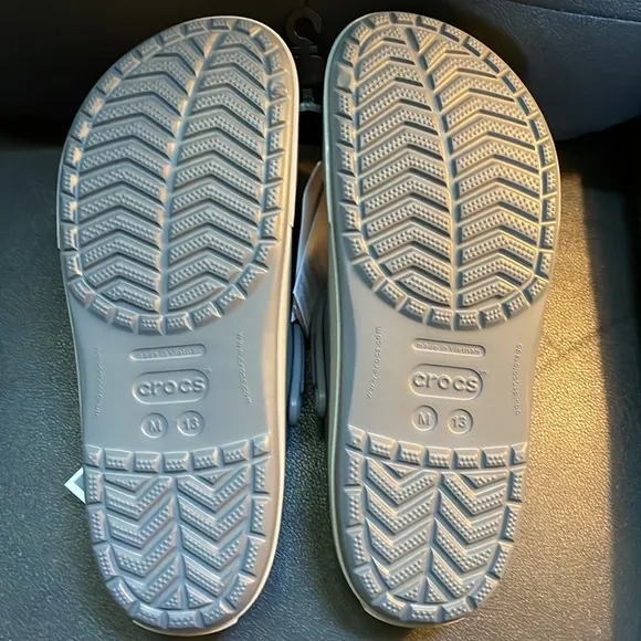 NWT Crocs Mens size 13 Crocband II NICE!