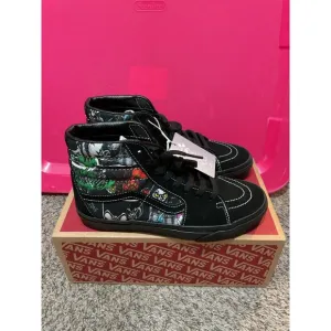 NWT Disney X Vans Sk8-Hi Villains shoes size 6.5M/ 8W