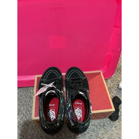 NWT Disney X Vans Sk8-Hi Villains shoes size 6.5M/ 8W