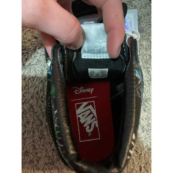 NWT Disney X Vans Sk8-Hi Villains shoes size 6.5M/ 8W