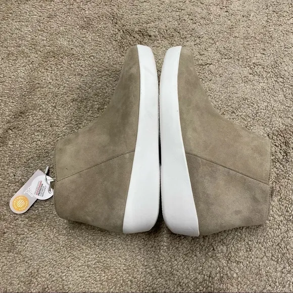 NWT FitFlop Womens SUMI Suede Ankle Boot Shoes US 5