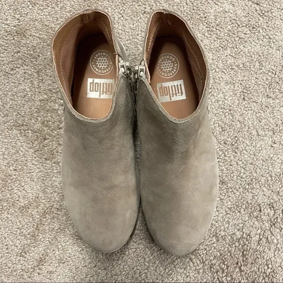 NWT FitFlop Womens SUMI Suede Ankle Boot Shoes US 5
