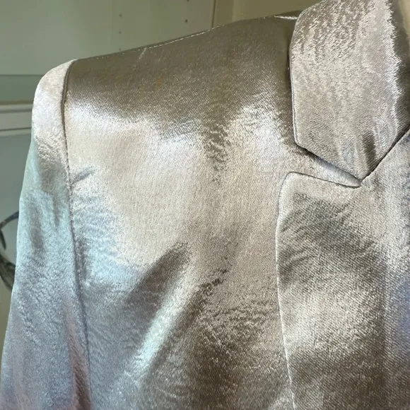 NWT Generation Love Fabien Silver shimmer satin blazer ruched sleeves size XL