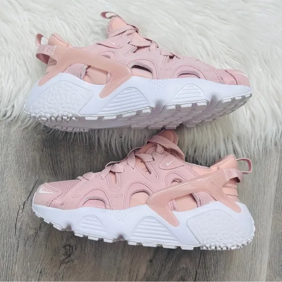 NWT Nike Air Huarache Craft Women’s Shoes