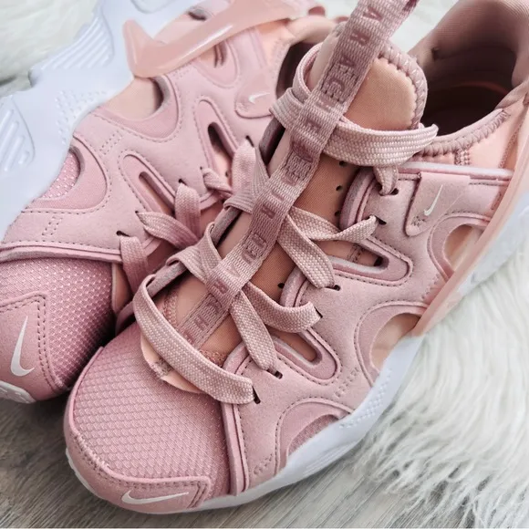 NWT Nike Air Huarache Craft Women’s Shoes