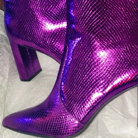 NWT Purple Holographic Snake Sparkle Shimmer Leather Bootie Party Boot Bootie