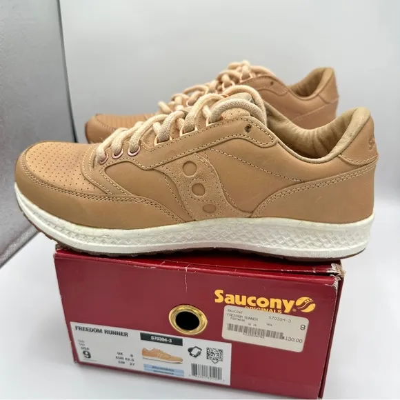 NWT Saucony Originals Freedom Runner Deluxe Tan ALL Leather Mens Brown Sneakers