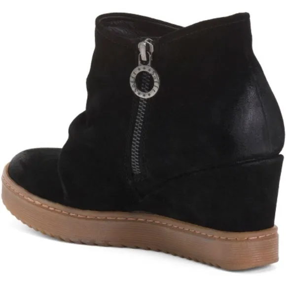 NWT Sofft Siri Wedge Booties Waterproof Suede  391S0