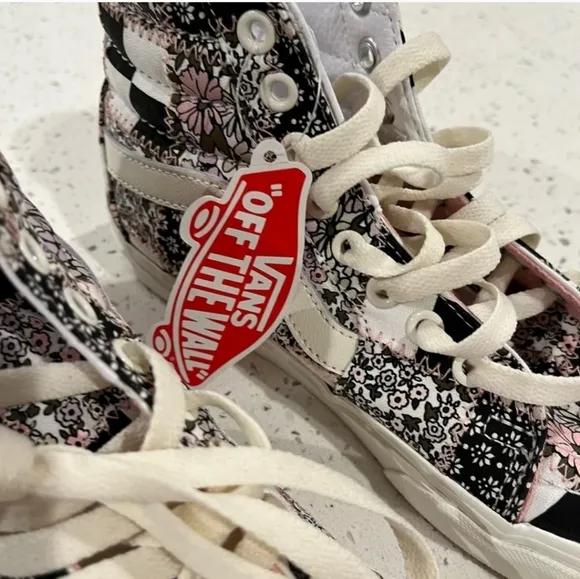 NWT Vans 6 Patchwork Floral SK8-Hi Womens Shoes High Top Sneakers