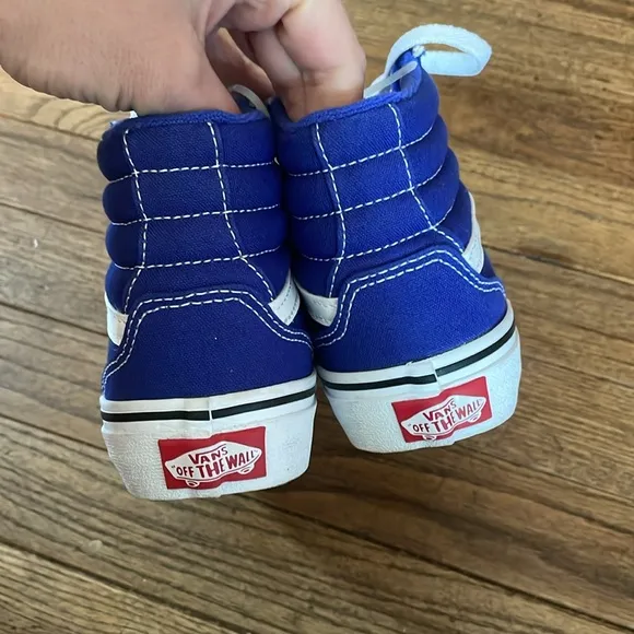 NWT Vans Kids Blue High-Top Sneakers