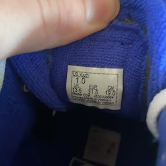 NWT Vans Kids Blue High-Top Sneakers