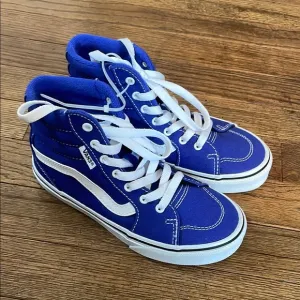 NWT Vans Kids Blue High-Top Sneakers