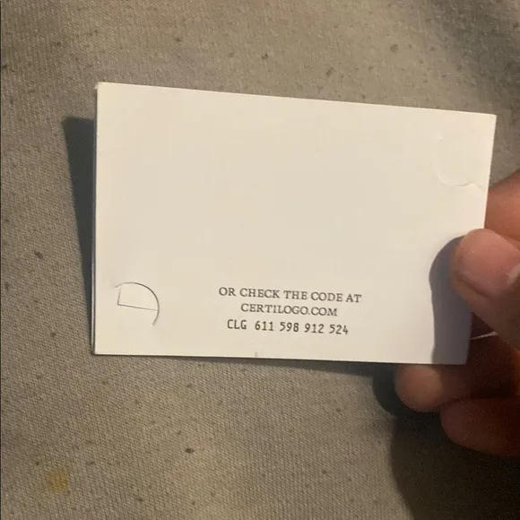 Off-White “Low top Vulcanized” missing tag