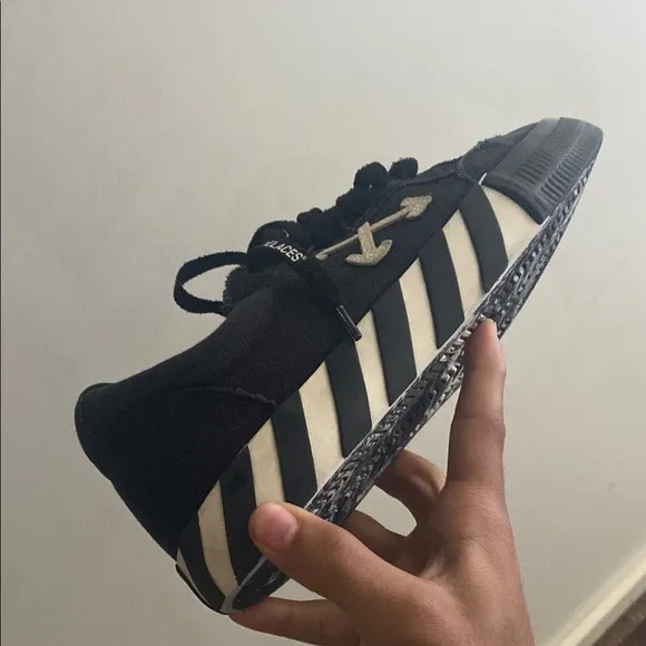 Off-White “Low top Vulcanized” missing tag