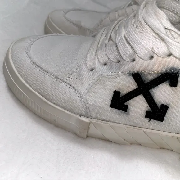 Off-White Low Vulcanized Canvas Low Top White Black Sneakers Size 41 (8)