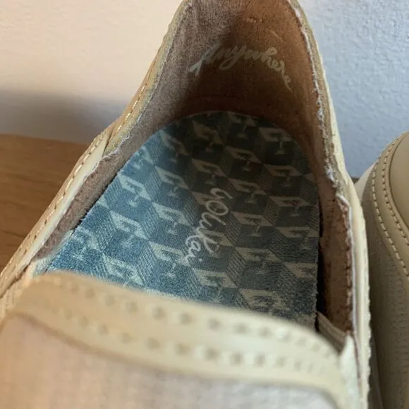 Olukai Ki'Ihele 'Ili Beige Leather Shoes Sneakers Women's Size 8 NWT - No Box