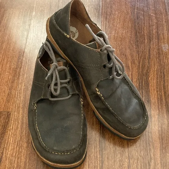 Olukai Men's Brown Leather Shoes Sz 11