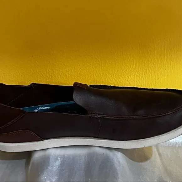 OluKai Nalukai Slip-On shoes men’s 8 leather causal loafer - drop heel