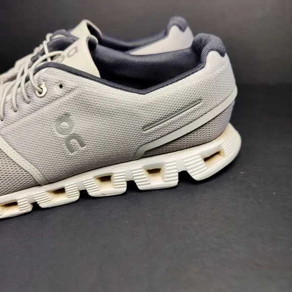 On Cloud 5 Men's Smoke Gray Athletic Runinng Sneakers Lightweight Shoes Size 13
