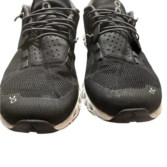 On Cloud Black Athletic Shoes with Unique Cushioning