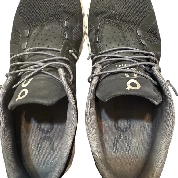 On Cloud Black Athletic Shoes with Unique Cushioning