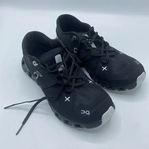 On Cloud X Helion Cloudtec Low Top Running Shoes Women's Size 6 JP23 Black Gray