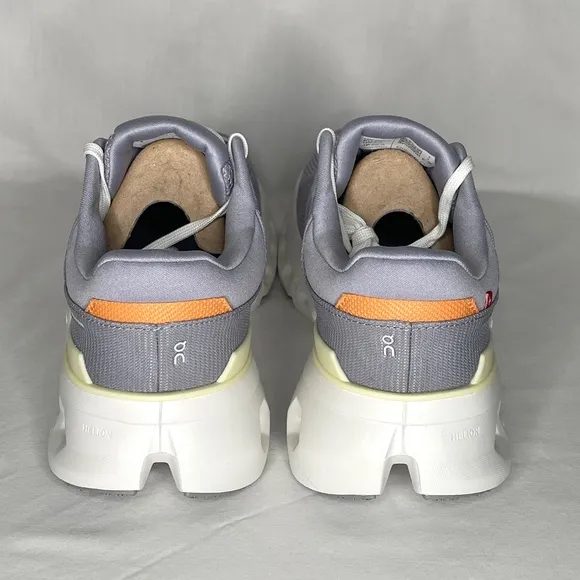 On Cloudrunner 2 Women’s 8.5 Lilac and Ivory Running Shoes