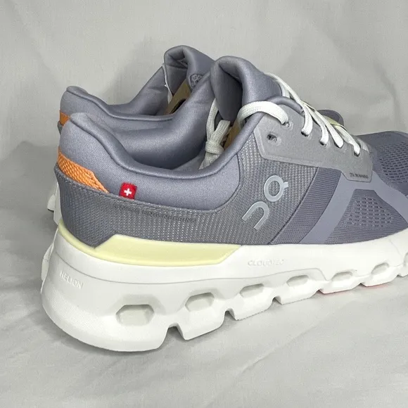 On Cloudrunner 2 Women’s 8.5 Lilac and Ivory Running Shoes