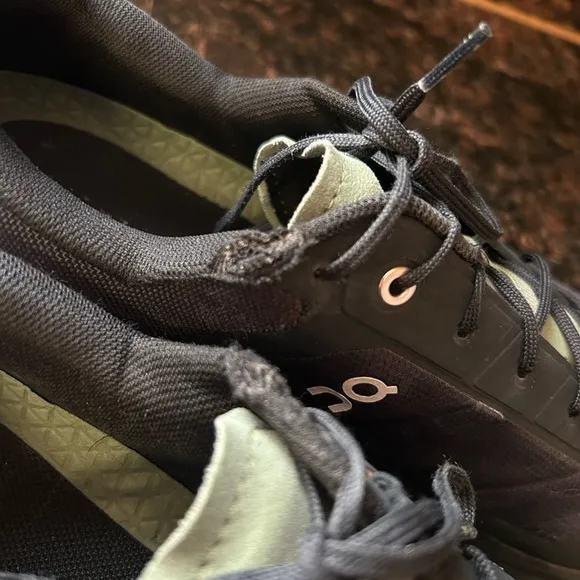 ON CLOUDVENTURE MEN RUNNING SHOES 14