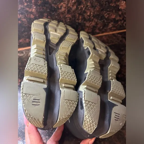 ON CLOUDVENTURE MEN RUNNING SHOES 14