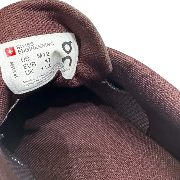 ON Men's Cloud Running Sneakers in Pebble Raisin Swiss Engineering Shoes US 12