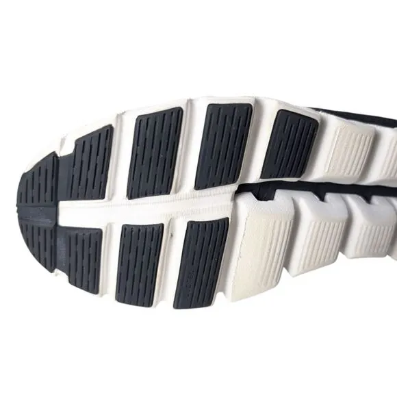 ON RUNNING Cloud 5 Running Shoes Size 9