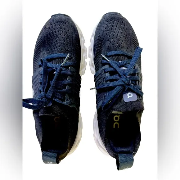 ON RUNNING CLOUDSWIFT 4 BLACK/WHITE SNEAKERS